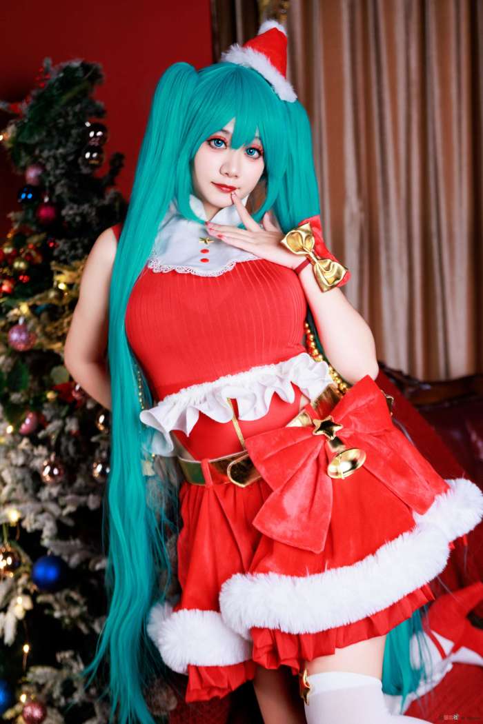 阿雪雪 – 初音圣诞 [45P2V2.79GB]