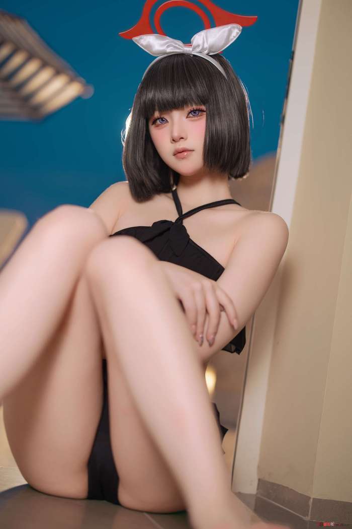 屿鱼 – 蔚蓝档案 静山真白泳装 [30P244MB]