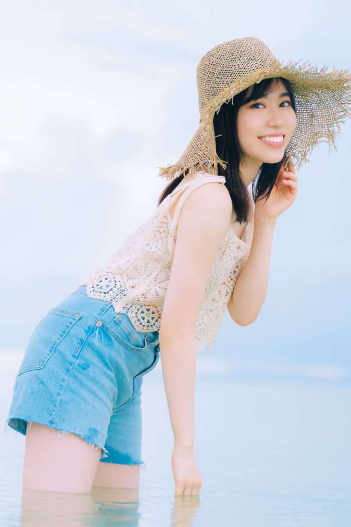 Sayuri Date (伊達さゆり) – 1st写真集 あしあと [121P66MB]
