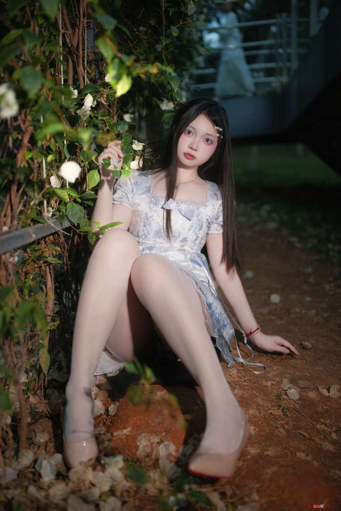洛桑w伊梓 – 春夏之交 [45P437MB]