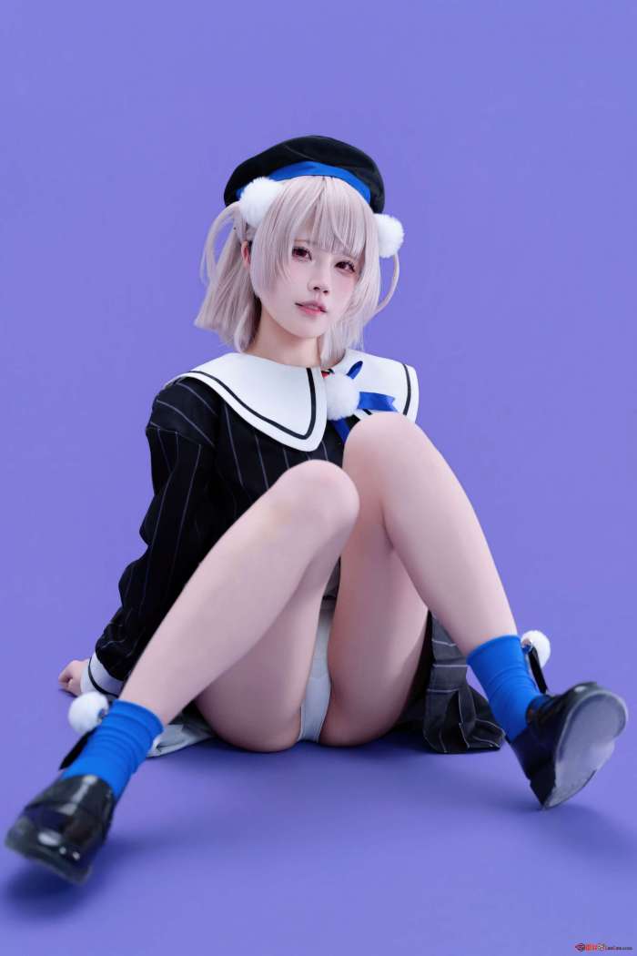 清水凪 – 时雨羽衣·FNEX同人雨衣 [55P438MB]
