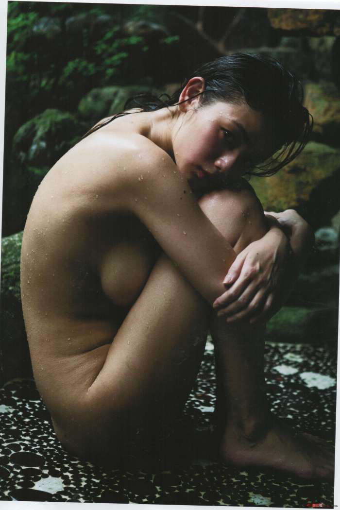 Moemi Katayama (片山萌美) – Rashin《裸芯》 [81P812MB]