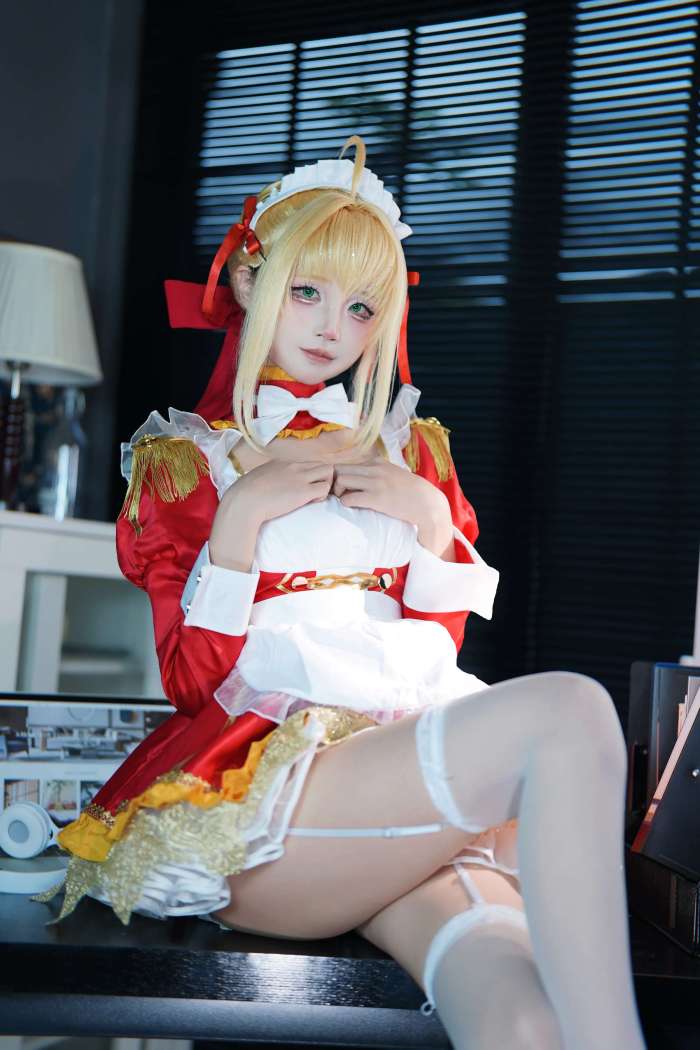 五更百鬼 – FGO 尼禄女仆 [15P50MB]