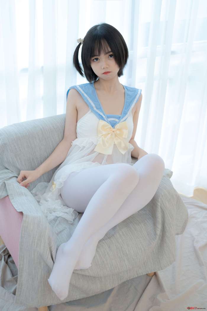 少女秩序 – 小鱼 gr07L [37P1.40GB]