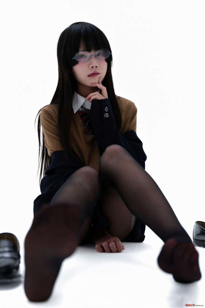 清水凪 – 后辈的制服3 [88P610MB]
